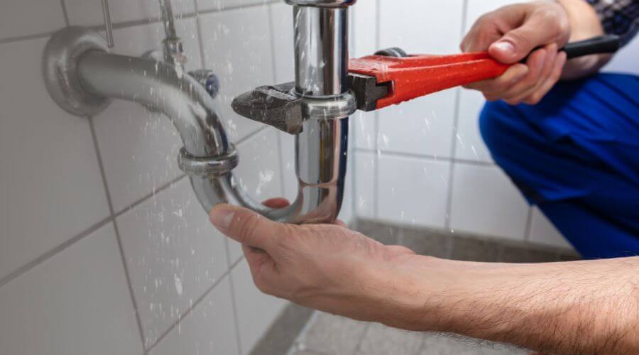 Professional emergency plumbing in Crocketts Bluff, AR